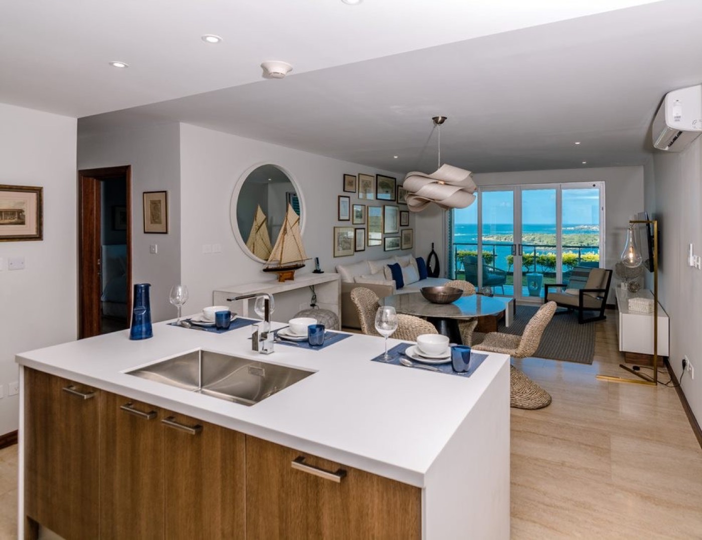 The Point at Petite Calivigny: Moonstone Suite — photo 2