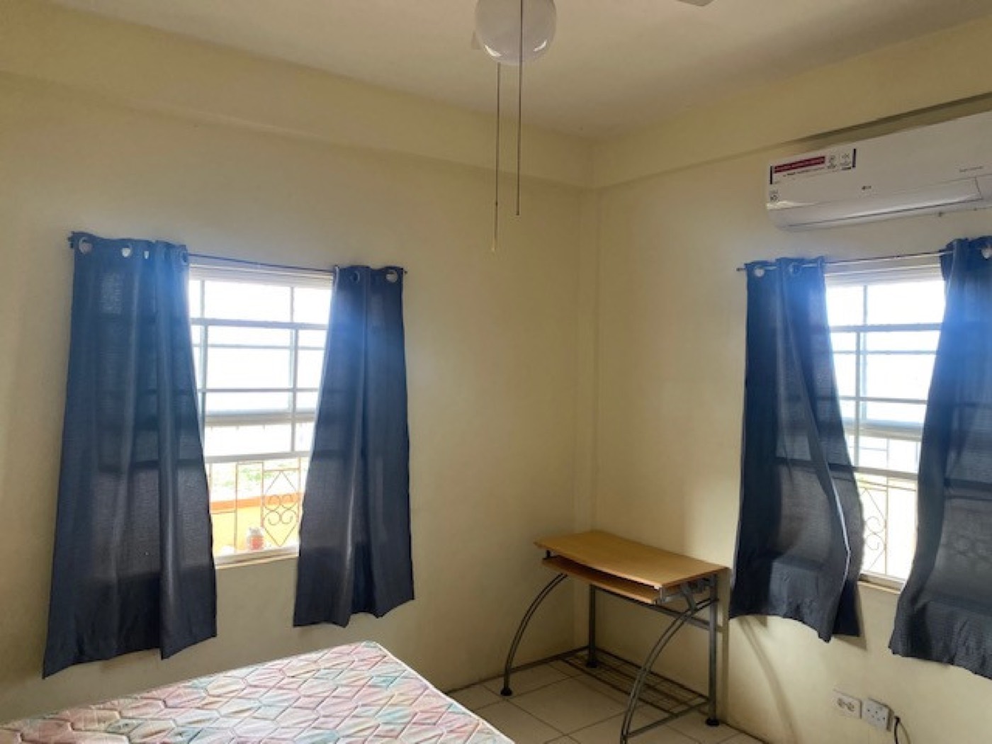 Investment Property in Calliste — photo 2