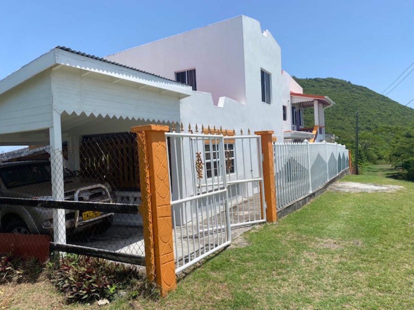 Levera's House — photo 2