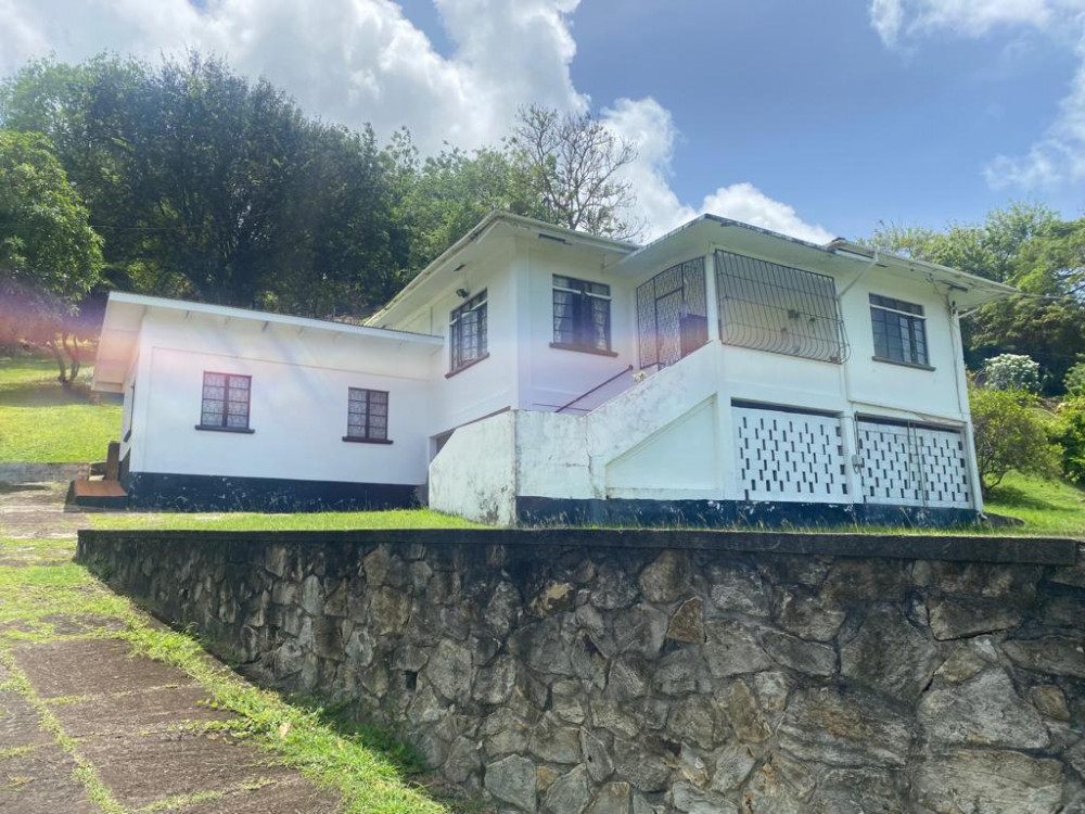 4 Bed House For Sale in Saint Grenada
